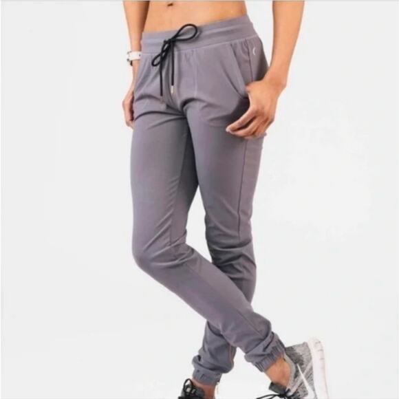 Zyia Active Peak Ankle Zipper Joggers Gray size XXL
